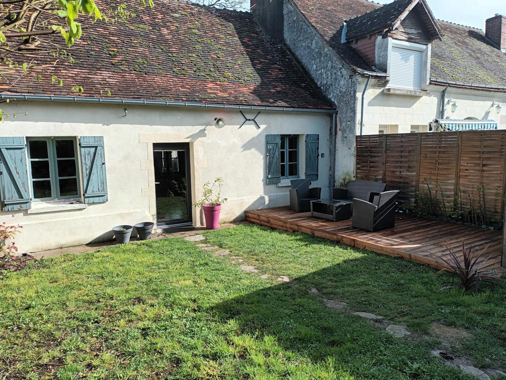D'Une Rive A L'Autre Francueil Exterior photo